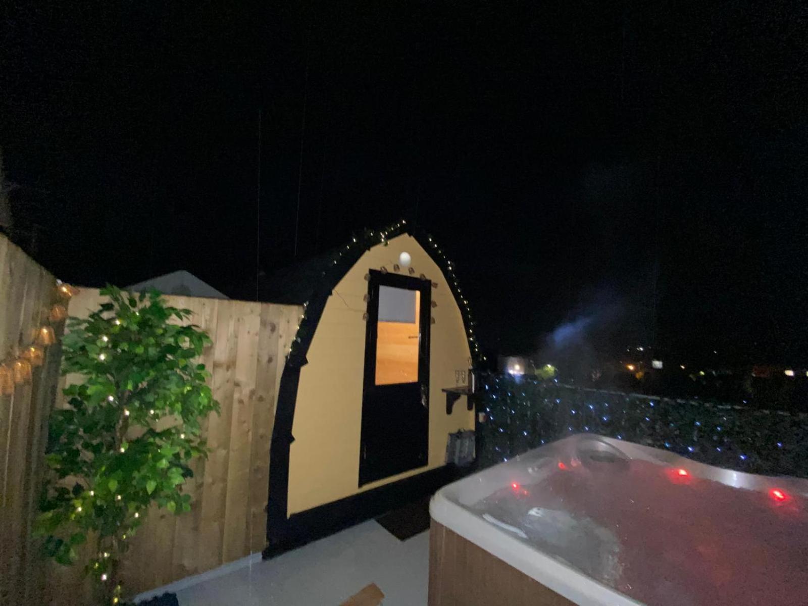 Apartamento Arch Pod & Hot Tub Carndonagh Exterior foto